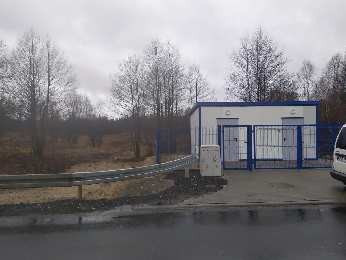 Zakończyła realizację projektu pn.: „Budowa kanalizacji sanitarnej w miejscowości Nierada etap I”